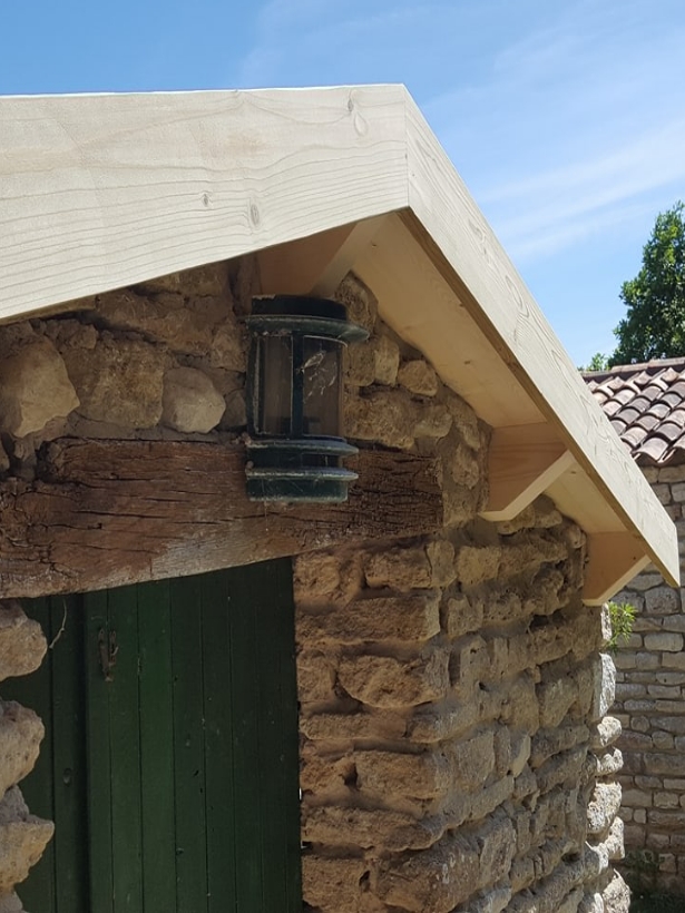 Les Toitures De L Ile De Re Revonation De Toiture Neuf Ou Ancien Ile De Re LES TOITURES DE LILE DE RE Charpente 1
