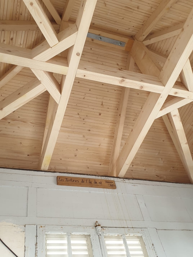 Les Toitures De L Ile De Re Revonation De Toiture Neuf Ou Ancien Ile De Re LES TOITURES DE LILE DE RE Charpente 6