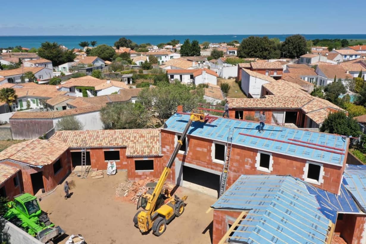 Les Toitures De L Ile De Re Revonation De Toiture Neuf Ou Ancien Ile De Re LES TOITURES DE LILE DE RE Couverture 8 1