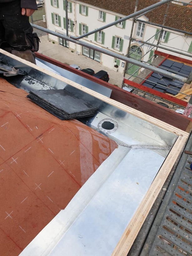 Les Toitures De L Ile De Re Revonation De Toiture Neuf Ou Ancien Ile De Re LES TOITURES DE LILE DE RE Zinguerie 2